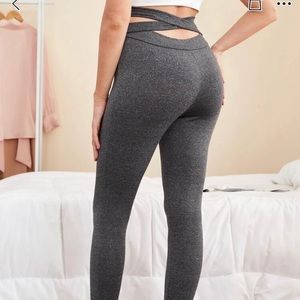 Maternity cross back leggings
